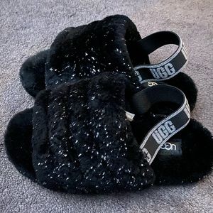 Ugg slides :) kids 3 but fits woman 5.5-6